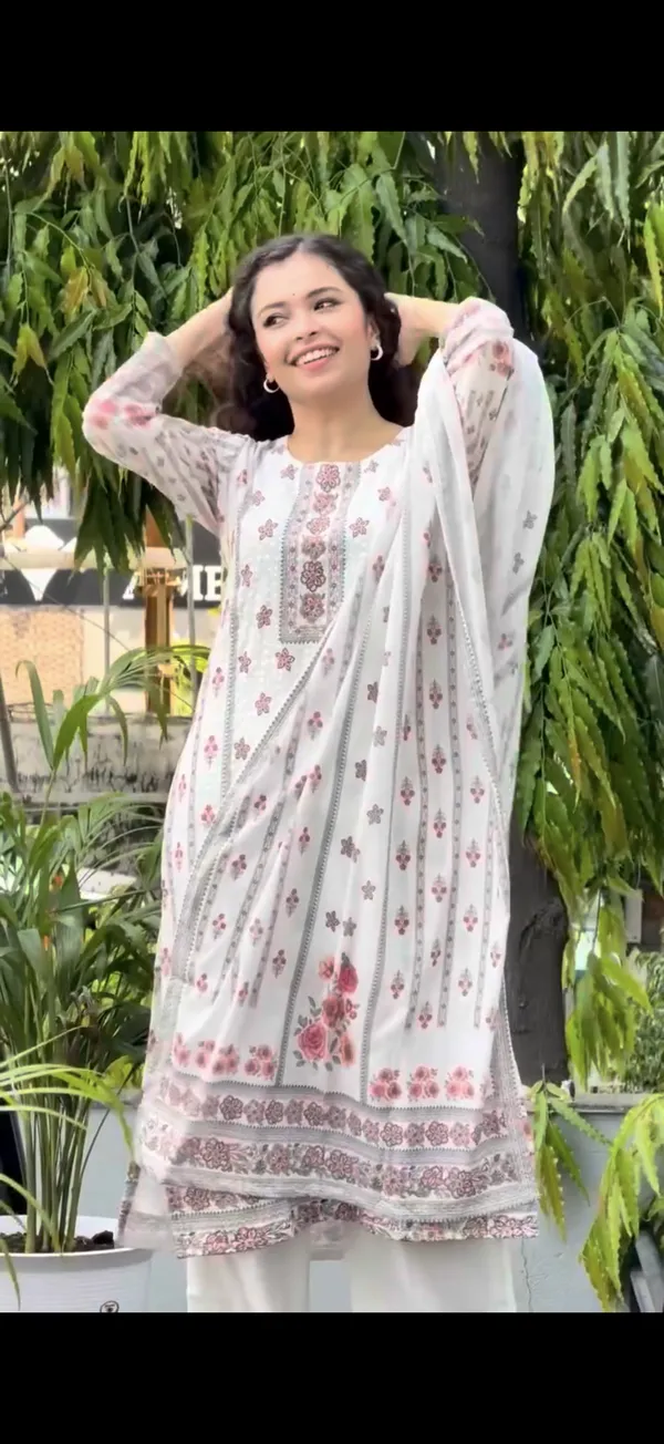 Rose_Bloom_Printed_Suit