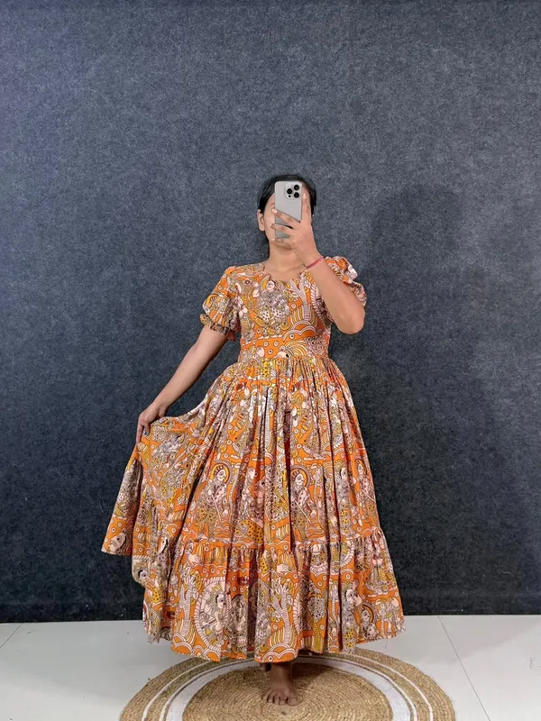 Vrindavan_Leela_Cotton_Gown