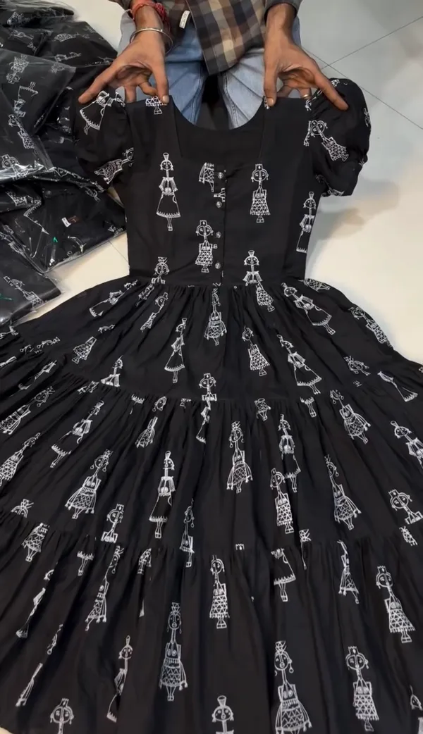 Kavya_Cotton_Printed_Dress_Black