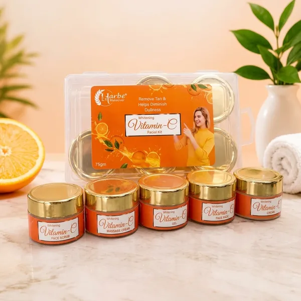 Harbe_Makeover_Vitamin_C_Orange_Extract_Brightening_Facial_Kit