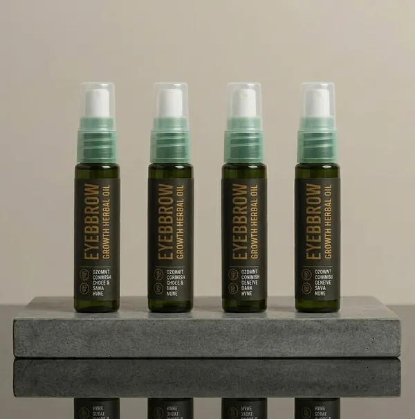 Pack_of_4_Harbe_Makeover_Castor_Bhringraj_Eyebrow_Growth_Herbal_Oil_10Ml