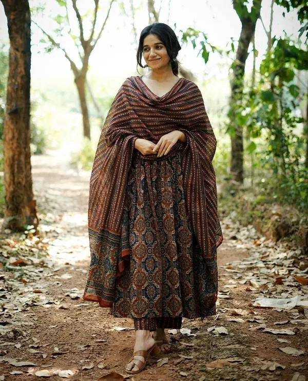 Brown_Cotton_Blend_Kurta_With_Bottom_And_Dupatta_For_Women