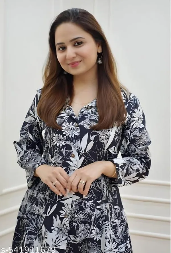 Black_Cotton_Blend_Kurta_Set_For_Women
