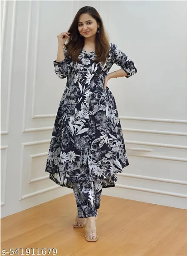 Black_Cotton_Blend_Kurta_Set_For_Women