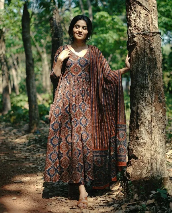 Brown_Cotton_Blend_Kurta_With_Bottom_And_Dupatta_For_Women