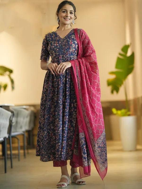 Pink_Cotton_Blend_Kurta_With_Bottom_And_Dupatta_For_Women