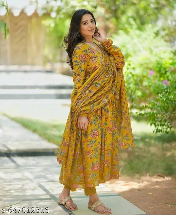 Yellow_Cotton_Blend_Anarkali_Kurta_With_Bottom_And_Dupatta_For_Women