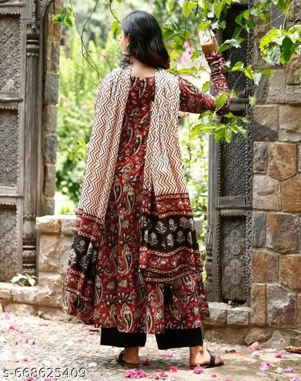 Maroon_Cotton_Blend_Kurta_With_Bottom_And_Dupatta_For_Women