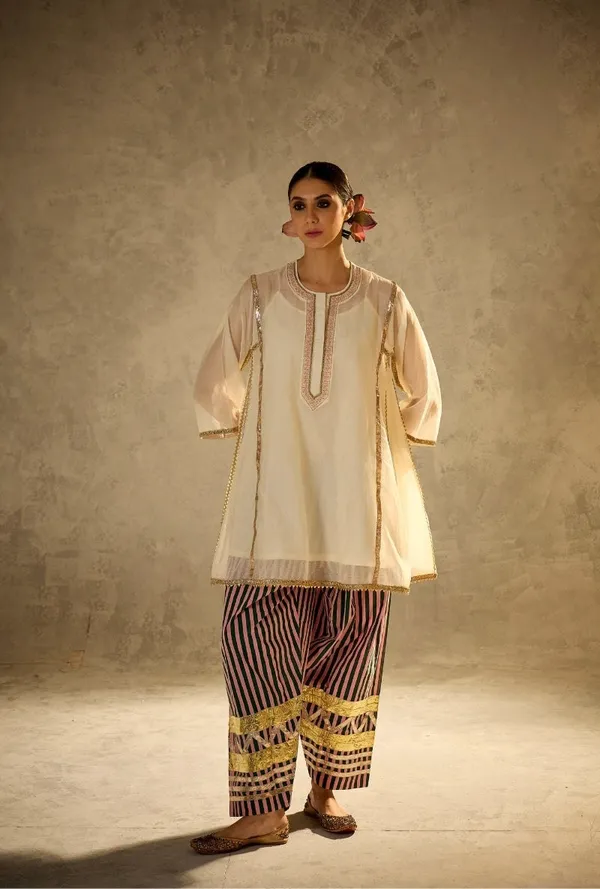 Cream_Mal_Chanderi_With_Gottapatti_Lace_Kurta_With_Sharara_Set_For_Women