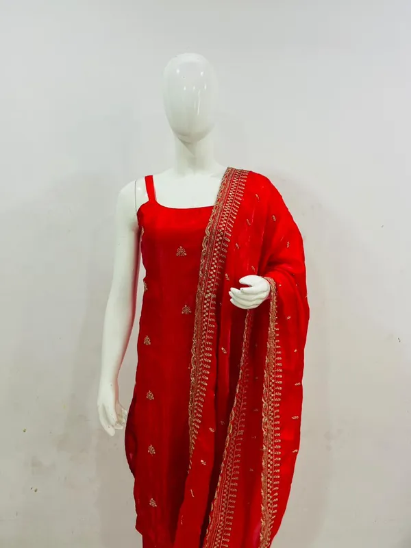 Red_Heavy_Frenchy_Silk_With_Lace_Kurta_Set_For_Women
