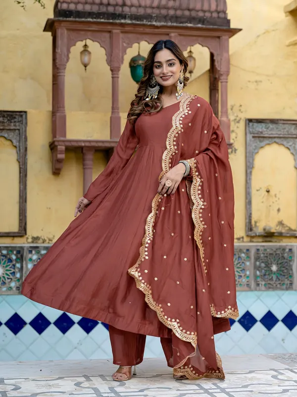 Brown_Heavy_Pure_Vichitra_Silk_Kurta_Set_For_Women