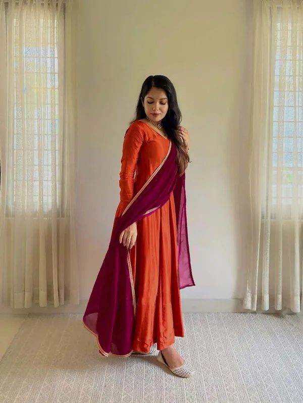 Orange_Heavy_Pure_Chinon_Silk_Kurta_Set_For_Women