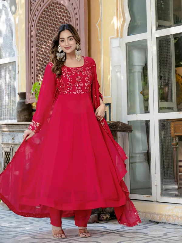 Red_Heavy_Pure_Fox_Georgette_Kurta_Set_For_Women