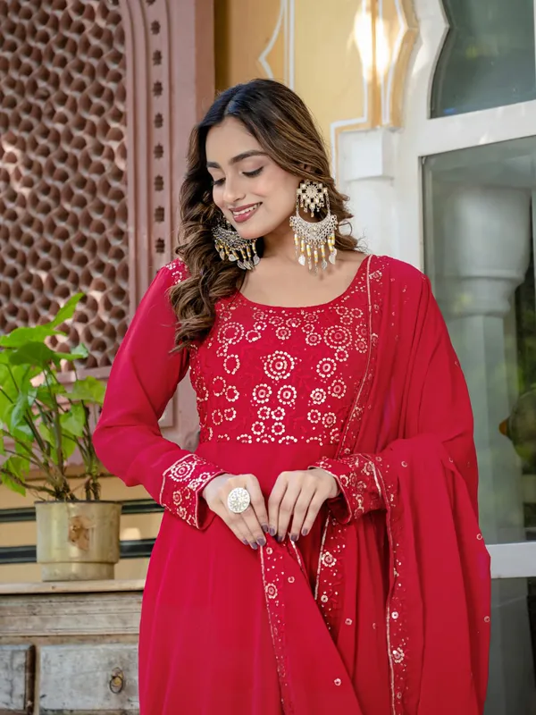 Red_Heavy_Pure_Fox_Georgette_Kurta_Set_For_Women