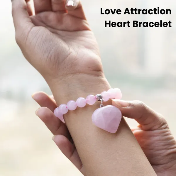 Love_attraction__Heart_Charm_Beaded_Bracelet