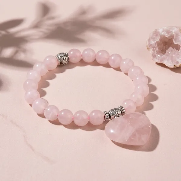 Love_attraction__Heart_Charm_Beaded_Bracelet