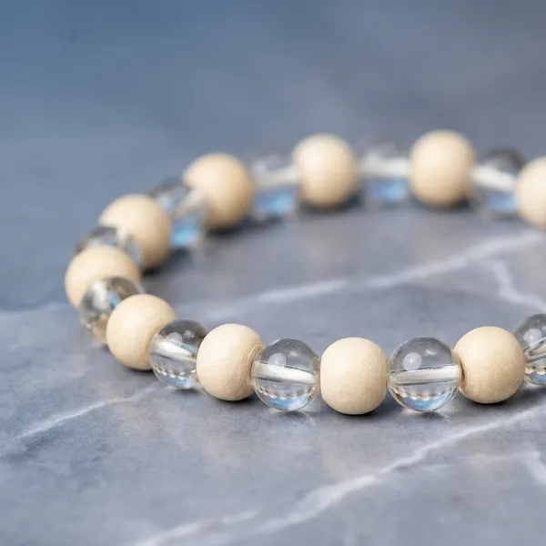 Clear_And_Cream_Crystal_Quartz_Tulsi_Beaded_Spiritual_Bracelet