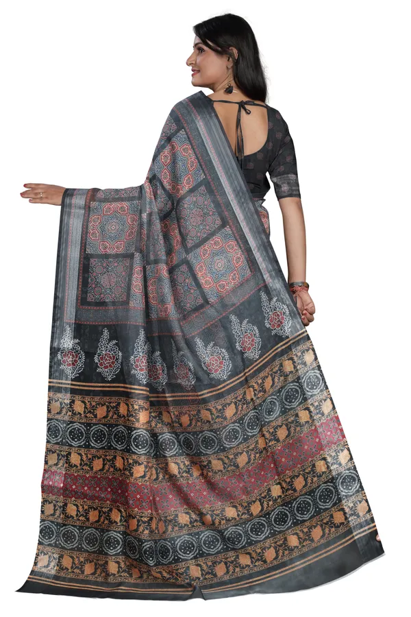 Black_Organza_Silk_Saree_With_Silver_Zari_Border_And_Blouse_Piece