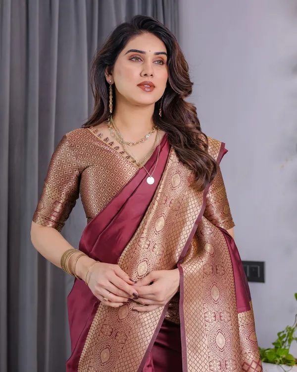 Maroon_Banarasi_Saree