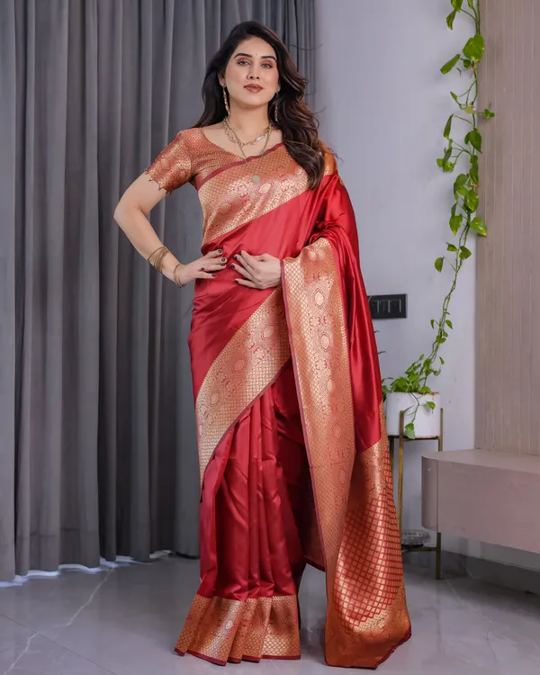 Red_Banarasi_Silk_Saree