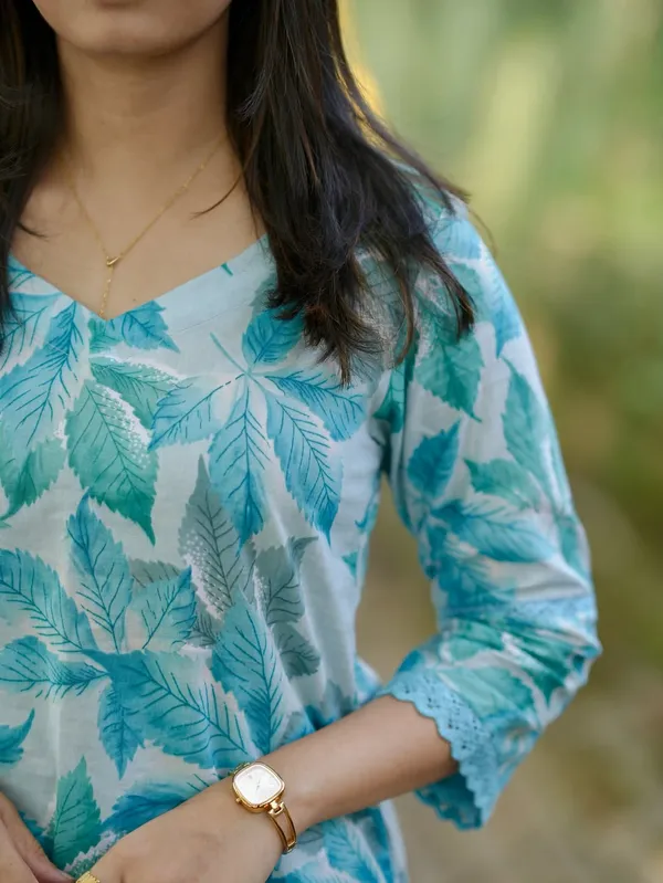 Women_Trendy_Flower_Printed_and_Crosia_Lace_Worked_Cotton_Blue_Kurta_With_Pant