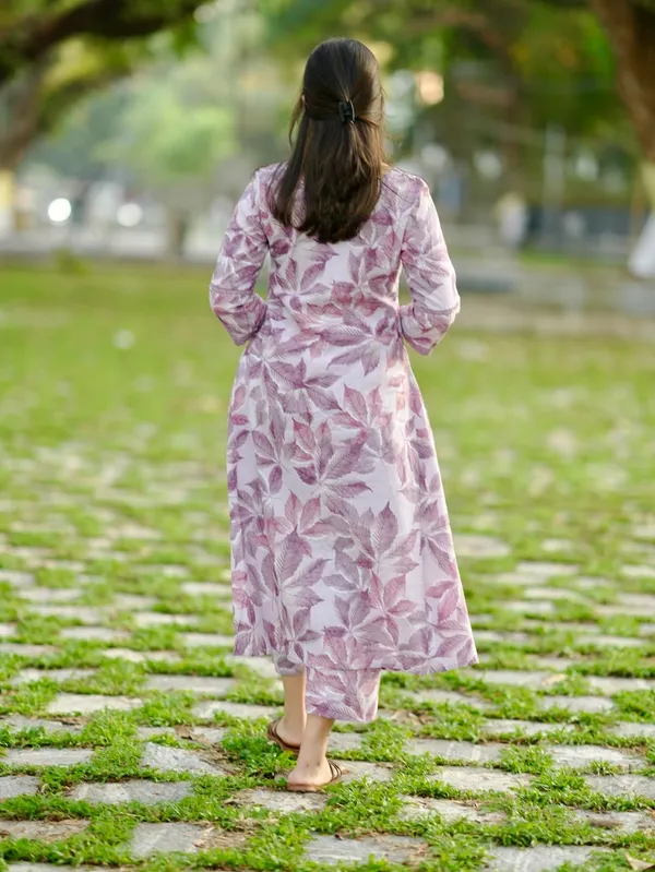 Women_Trendy_Flower_Printed_and_Crosia_Lace_Worked_Cotton_Onion_Kurta_With_Pant