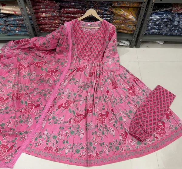 Women_Pink_Cotton_Anarklali_Printed_Kurta_With_Pant_And_Dupatta