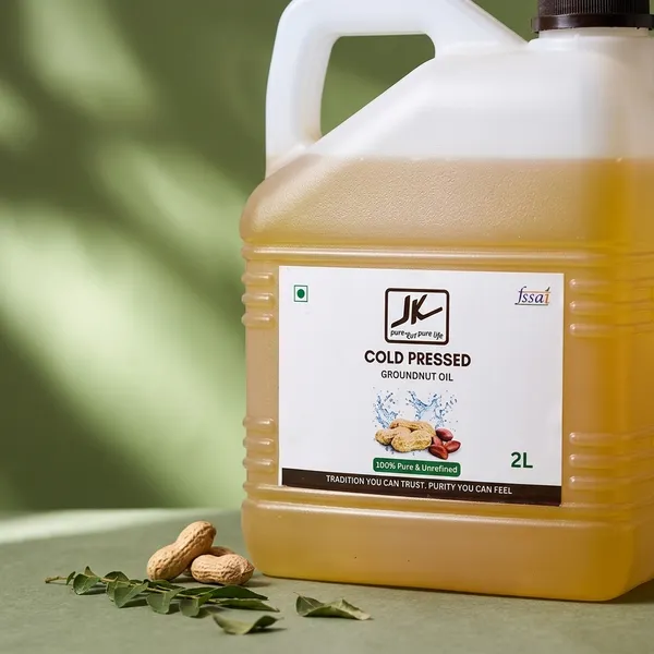 Cold_Pressed_Groundnut_Oil_2L_For_Cooking