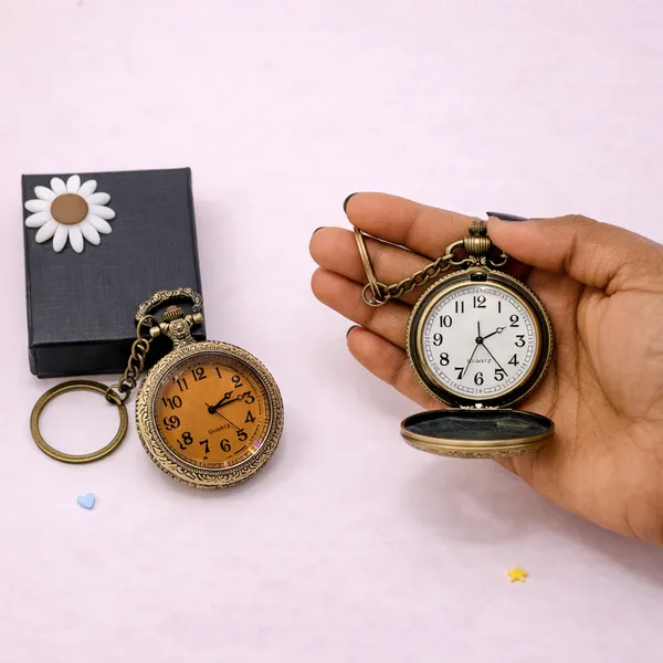 Transparent_Vintage_Pocket_Watch_With_Keychain_|_Classic_Vintage_Gift