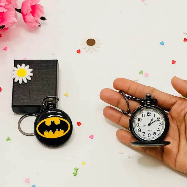 Batman_Vintage_Pocket_Watch_With_Keychain_|_Superhero_Collectible_Gift