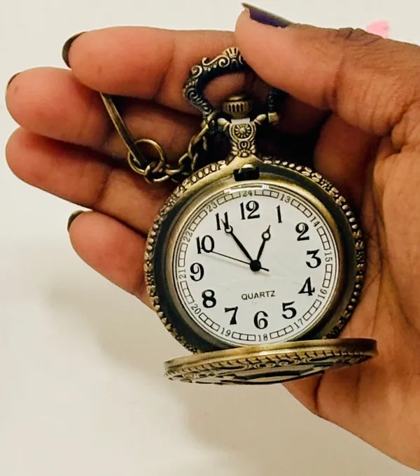 One_Piece_Straw_Hat_Vintage_Pocket_Watch_With_Keychain_|_Anime_Collectible_Gift