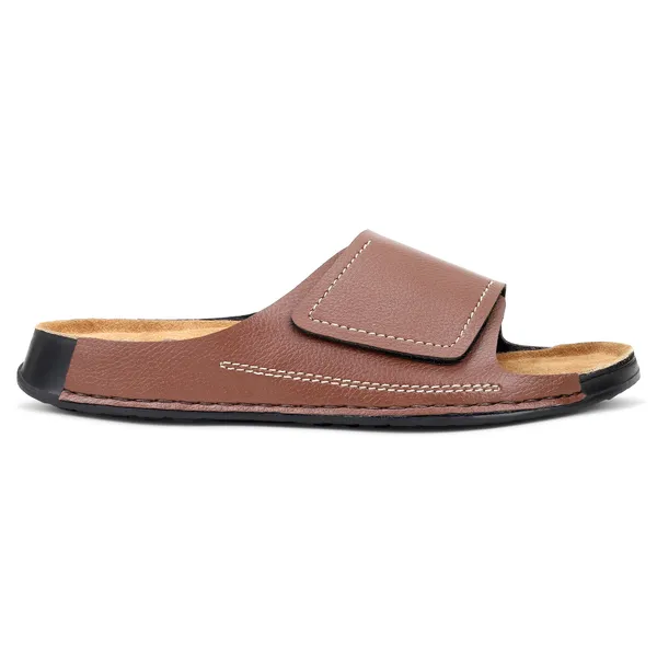 COVE-Stylish_Footwear