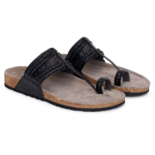 PLUSH-Stylish_Footwear