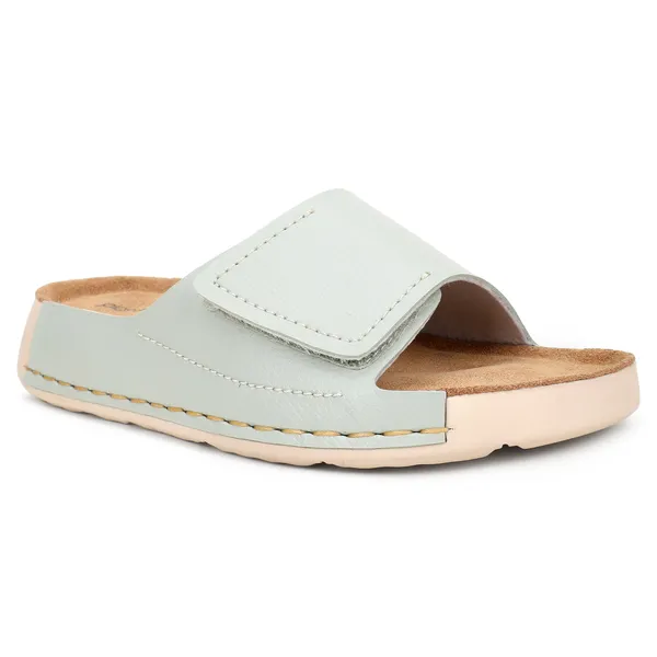 FLOAT-Stylish_Footwear