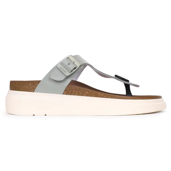 BREEZE-Stylish_Footwear