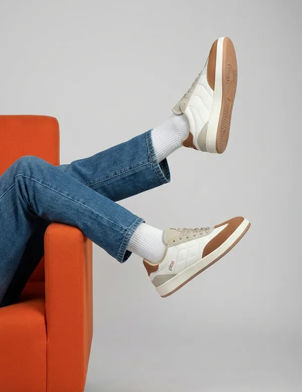 Beige_&_White_Synthetic_Leather_Casual_Sneakers_For_Men