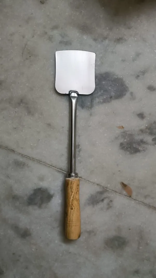 Stainless_Steel_Wood_Handle_Spatula_Scraper_40_Cm