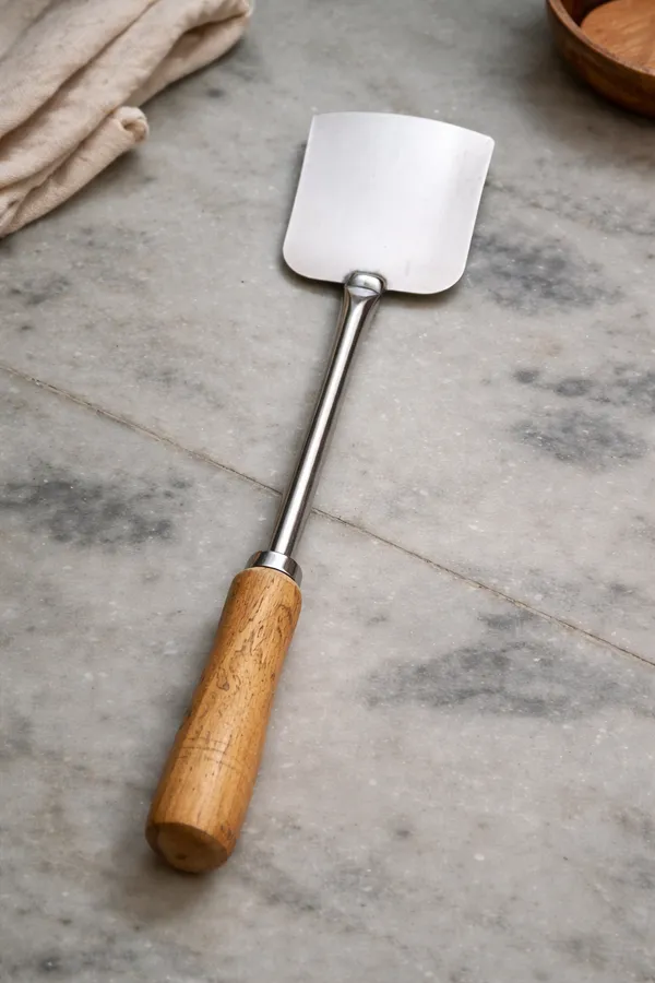 Stainless_Steel_Wood_Handle_Spatula_Scraper_40_Cm