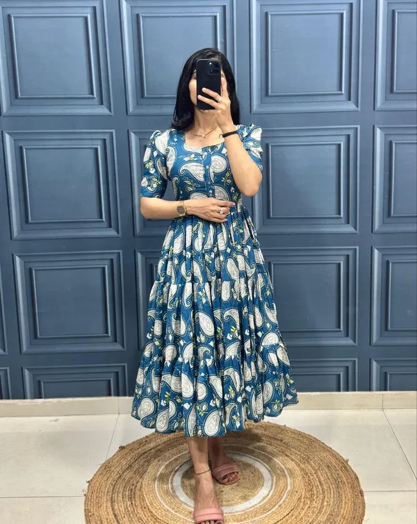 Introducing_JC_Real_Own_Modeling_New_Super_Trendy_Dress