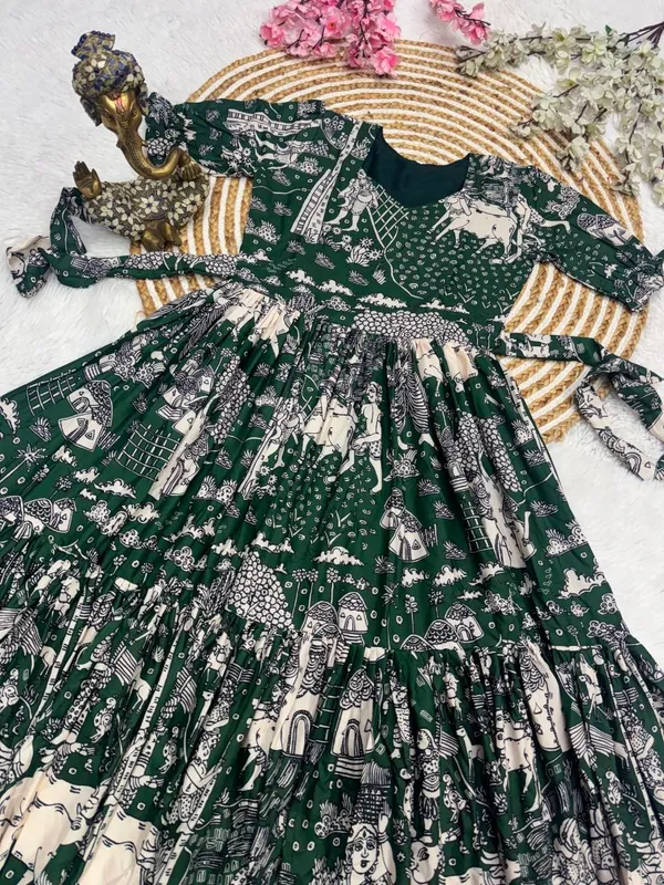 Introducing_New_Super_Real_Own_Modeling_New_Super_Trendy_Dress