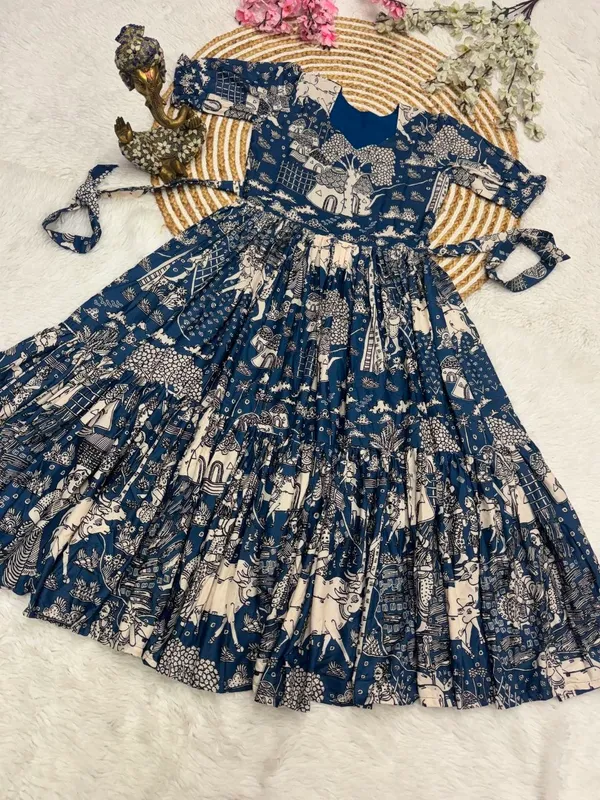 Introducing_New_Super_Real_Own_Modeling_New_Super_Trendy_Dress