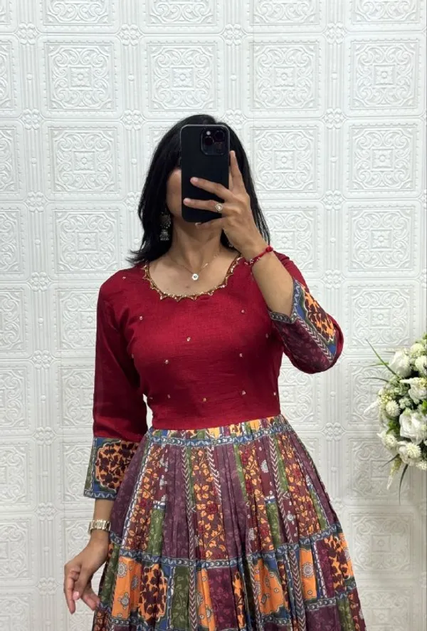 Introducing_New_Super_Trendy_Traditional_Outfit_with_real_Modeling