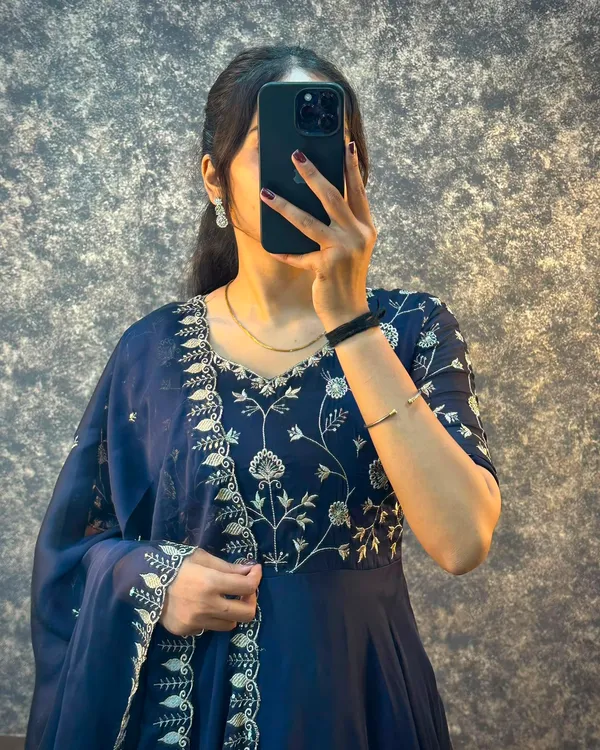 Traditional_Full_Flare_Silk_Blend_Gown_with_Dupatta