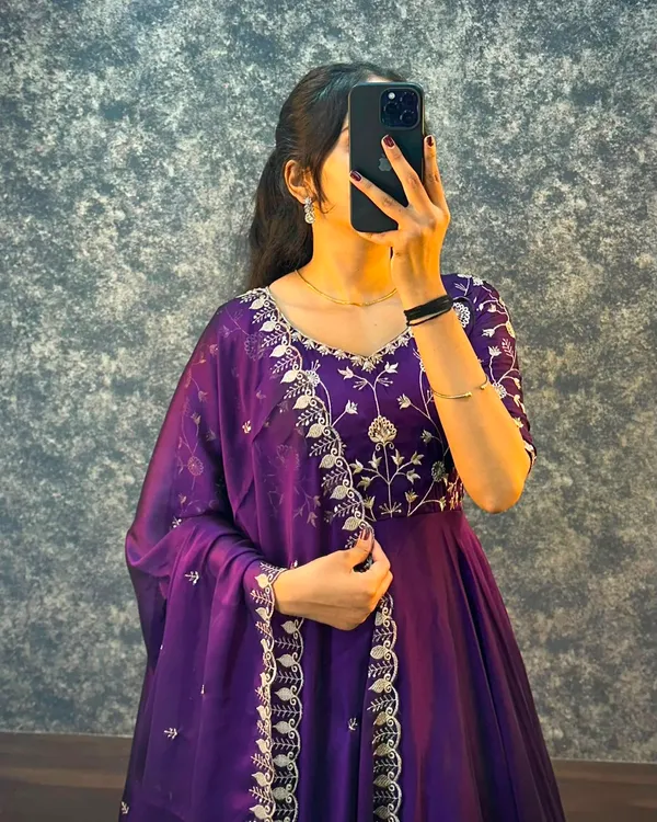 Traditional_Full_Flare_Silk_Blend_Gown_with_Dupatta