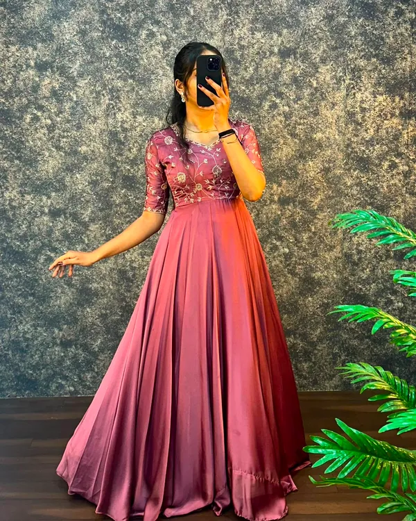 Traditional_Full_Flare_Silk_Blend_Gown_with_Dupatta