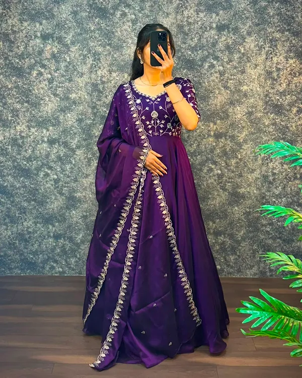 Traditional_Full_Flare_Silk_Blend_Gown_with_Dupatta