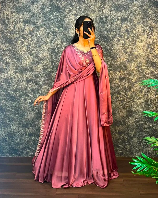 Traditional_Full_Flare_Silk_Blend_Gown_with_Dupatta