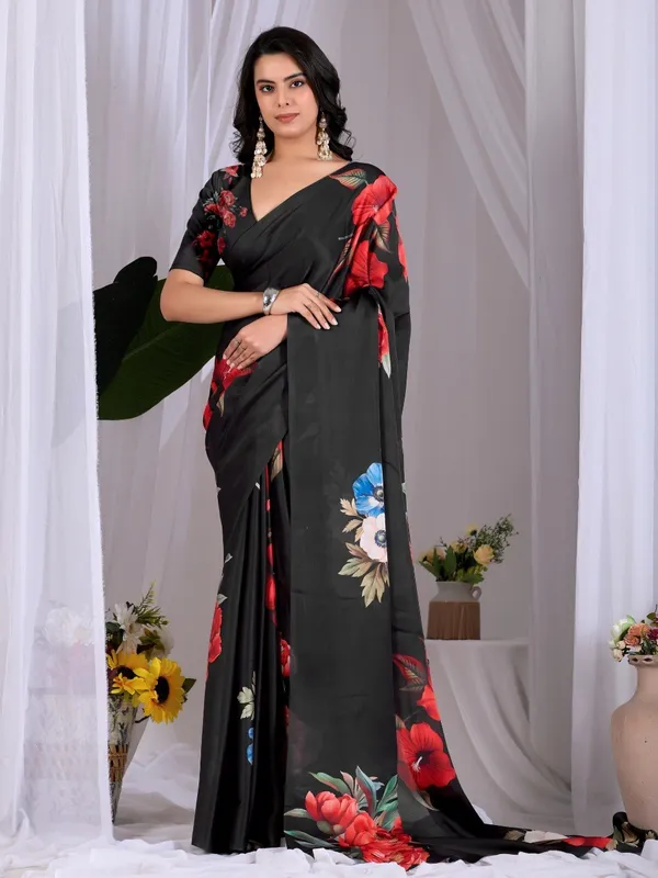 Women_Black_Floral_Digital_Printed_Satin_Georgette_Saree_With_Blouse_Piece