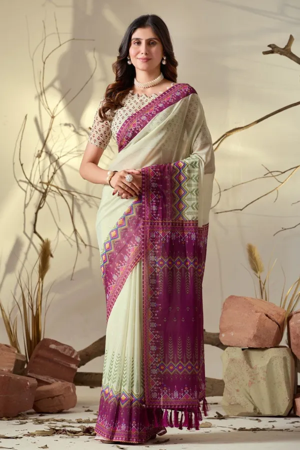 Cream_And_Pink_Georgette_Geometric_Printed_Tassel_Border_Saree_For_Women
