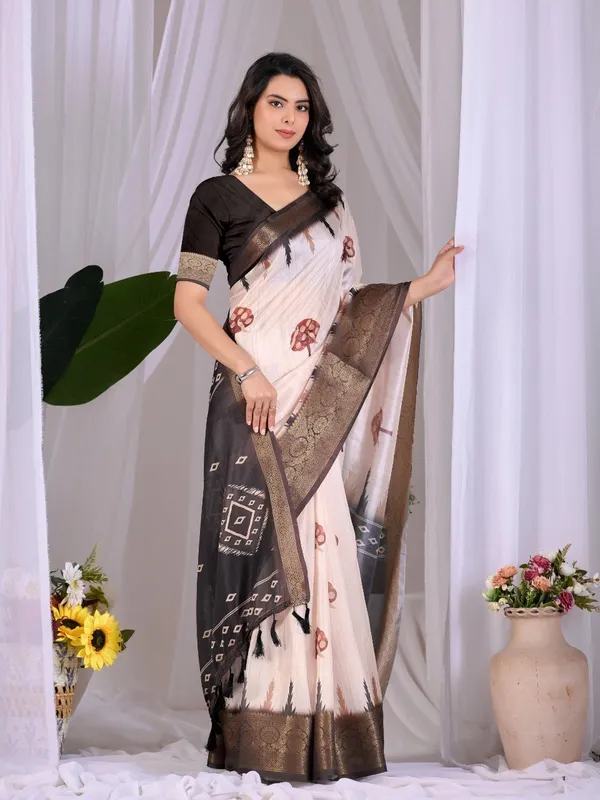 Cream_And_Black_Lichi_Silk_Ethnic_Motif_Printed_Woven_Border_Saree_For_Women
